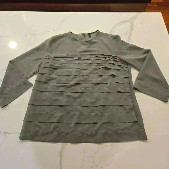 Benetton Stile Womens Crew Neck Long Sleeve Blouse Gray Size Small - Picture 3 of 9